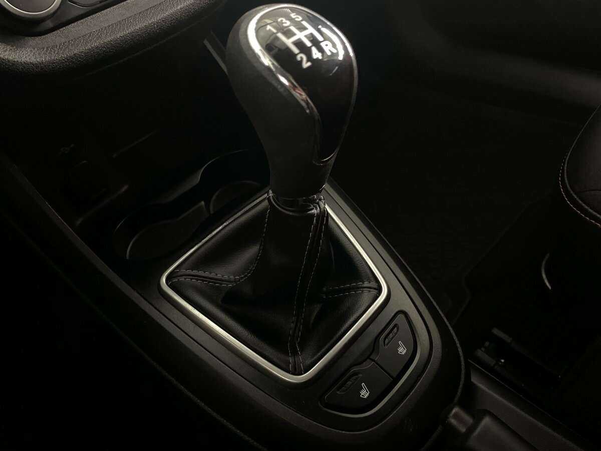 Б/У Лада (ВАЗ) Веста 2018 года. Фото: #15