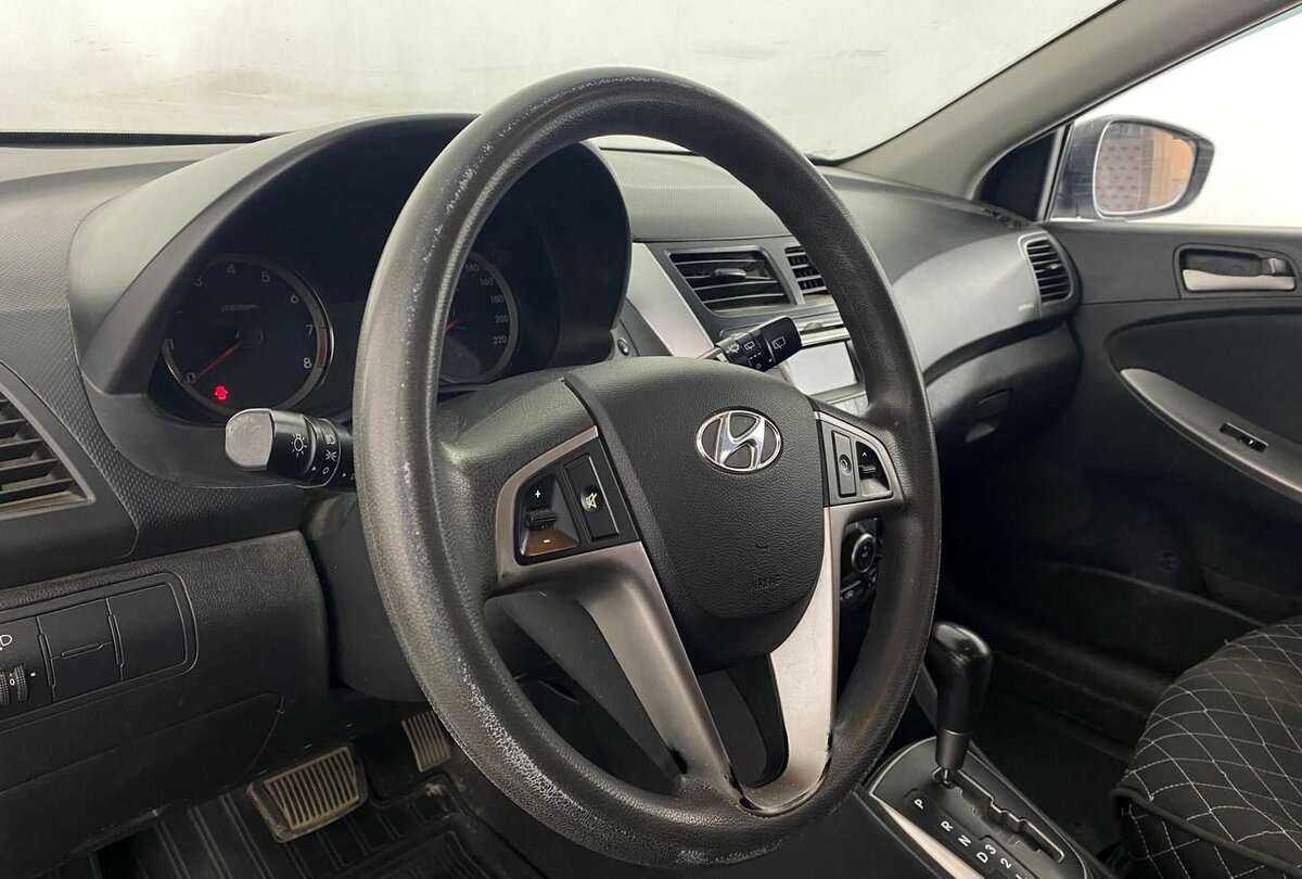 Б/У Хендай Солярис 2014 года. Фото: #12