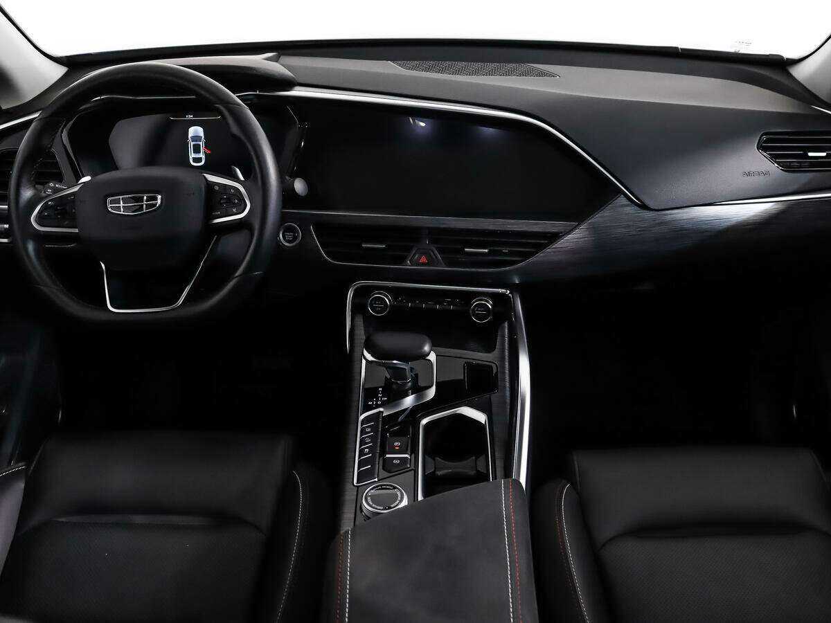 Geely Tugella 2022 года с пробегом. Фото: #14