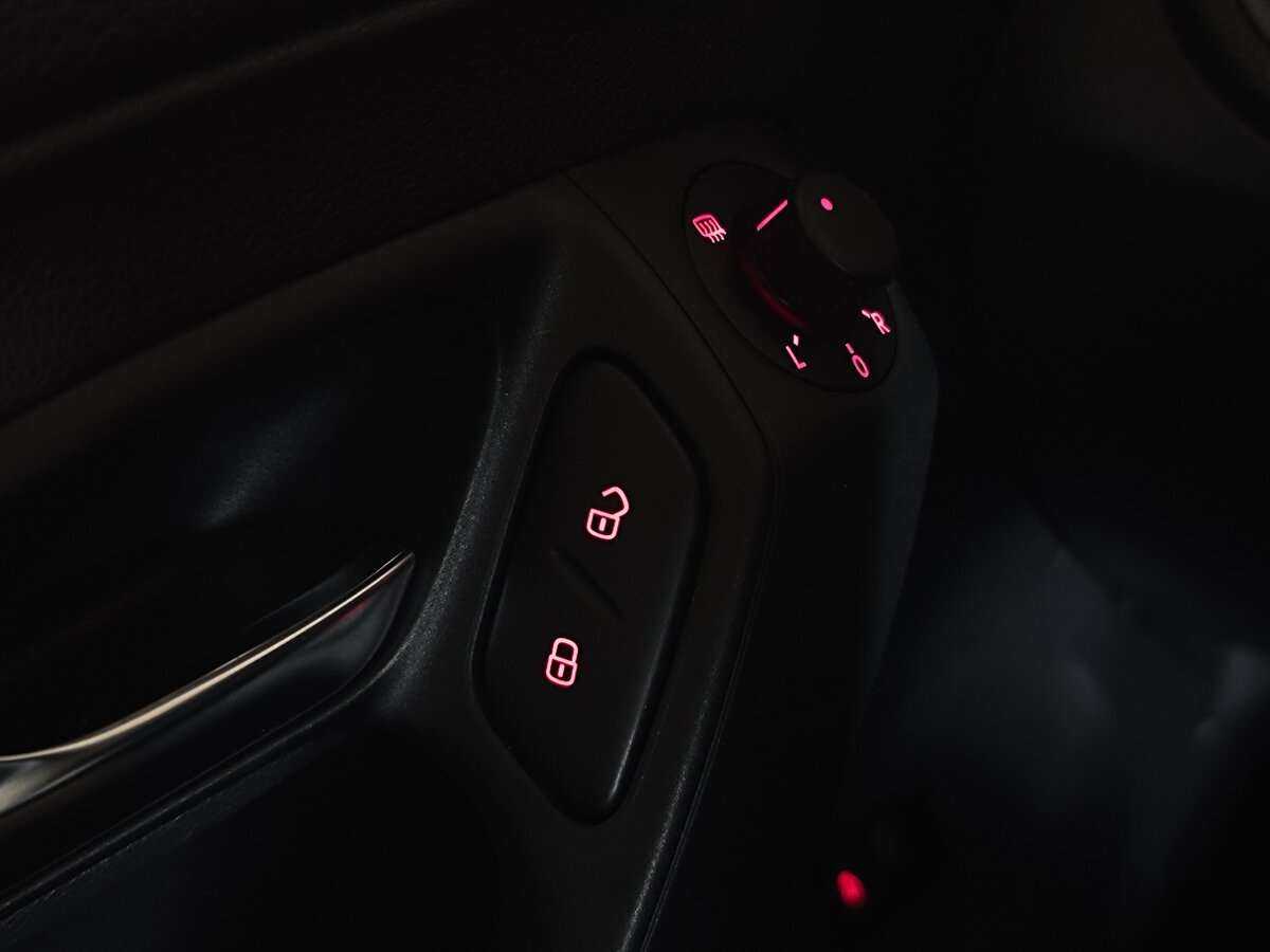 Б/У Фольксваген Поло 2018 года. Фото: #17