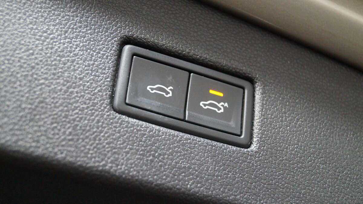 Б/У Фольксваген Тигуан 2018 года. Фото: #6