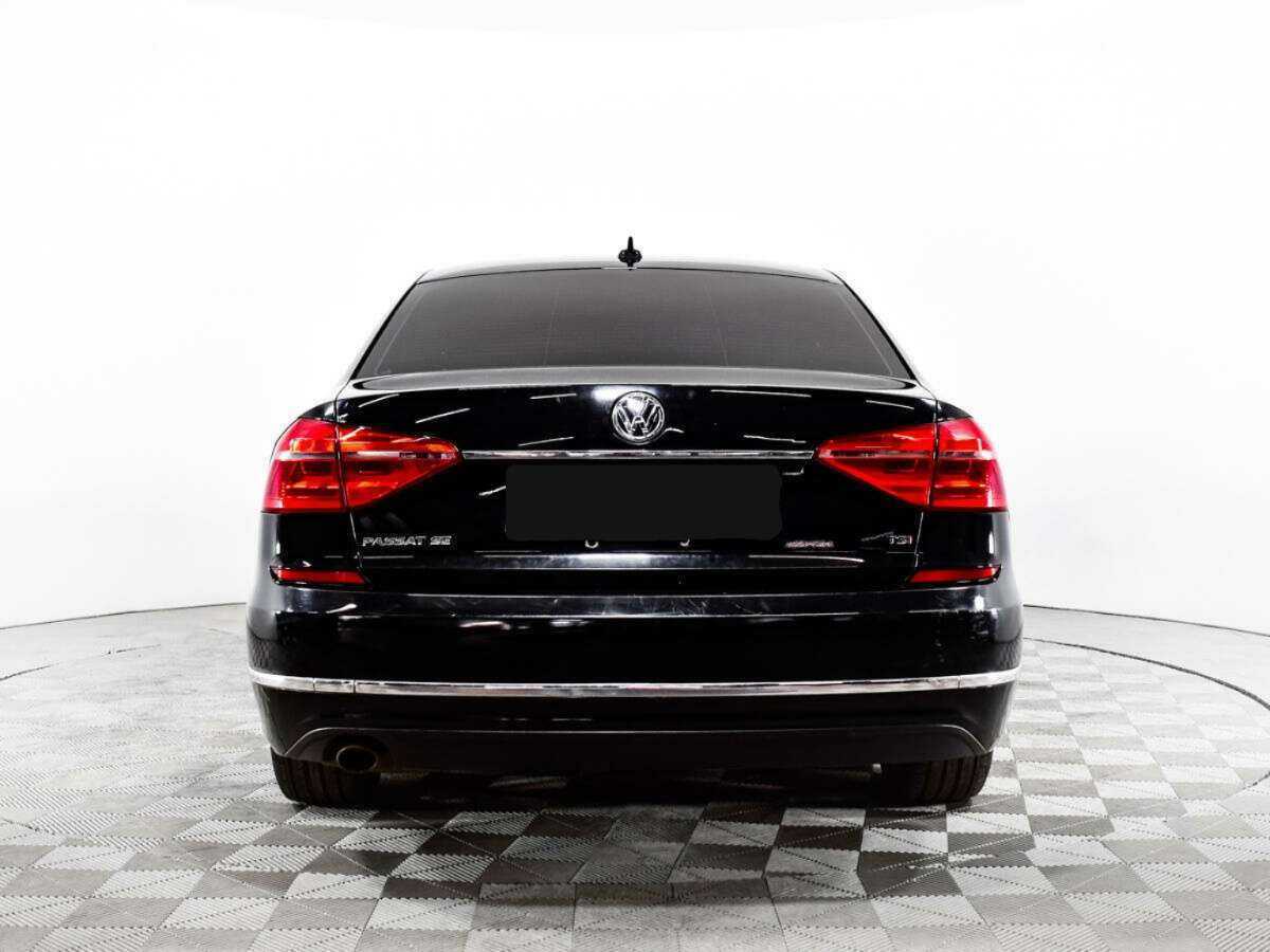 Б/У Фольксваген Пассат 2016 года. Фото: #5