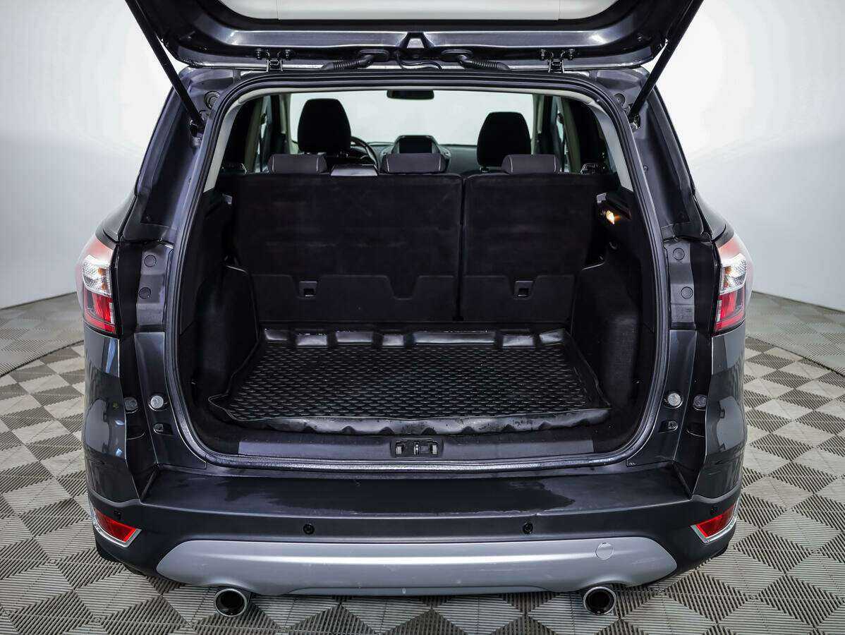 Б/У Форд Куга 2017 года. Фото: #13