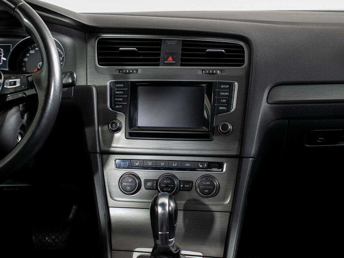 Б/У Фольксваген Гольф 2013 года. Фото: #10