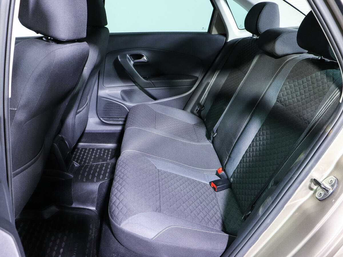 Б/У Фольксваген Поло 2019 года. Фото: #9