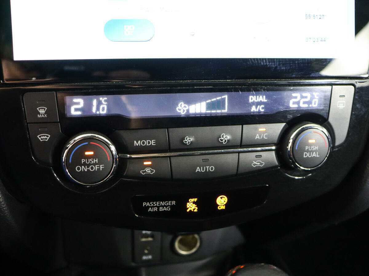 Б/У Ниссан Икс-Трейл 2018 года. Фото: #22