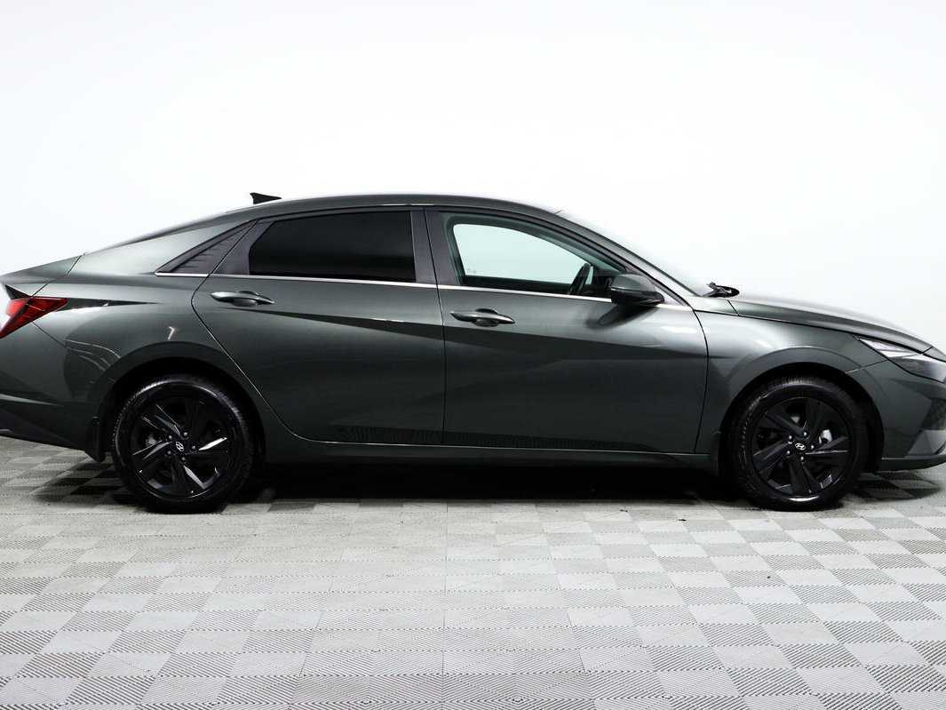 Б/У Хендай Елантра 2021 года. Фото: #3