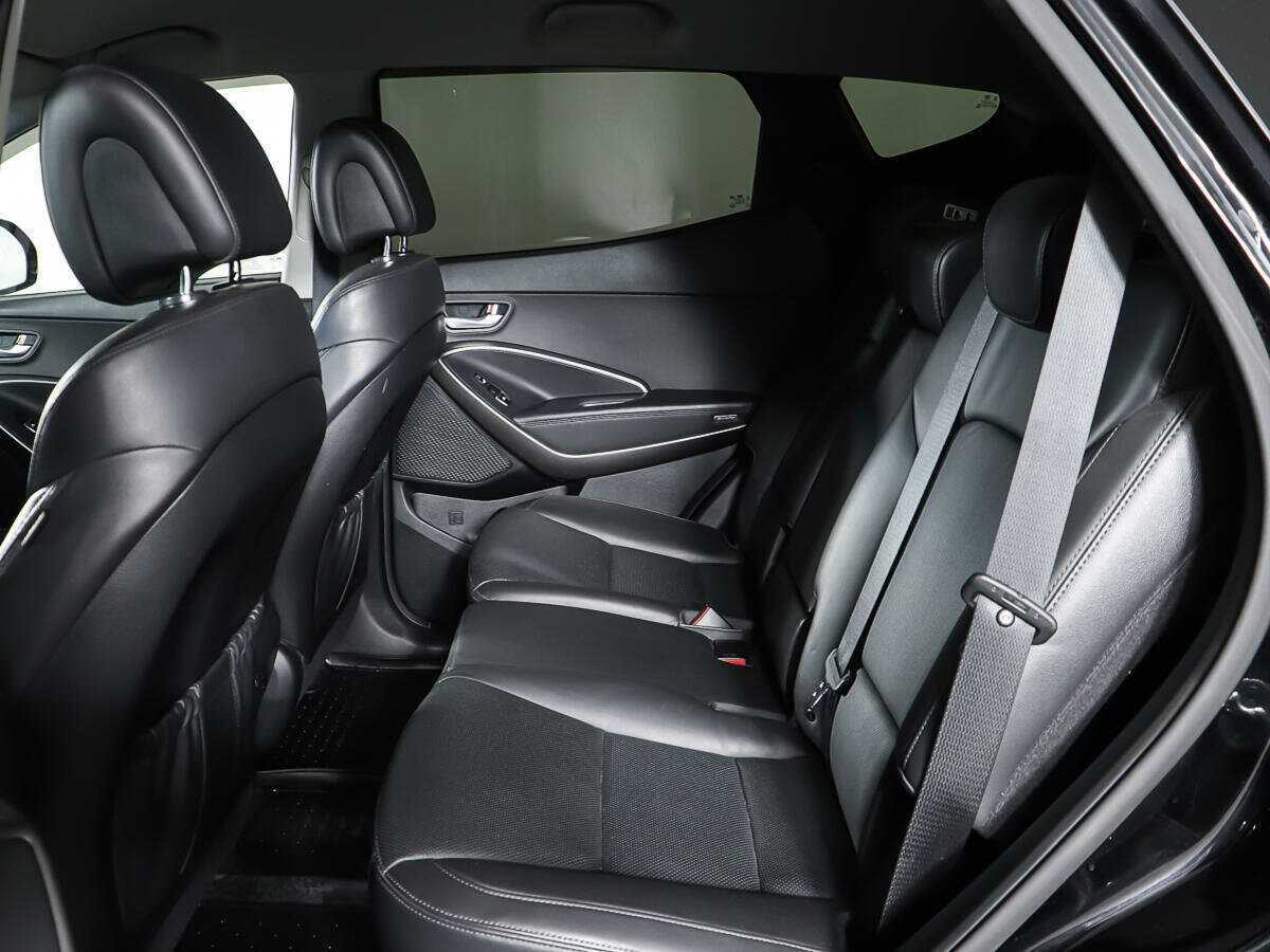 Б/У Хендай Санта Фе 2016 года. Фото: #9