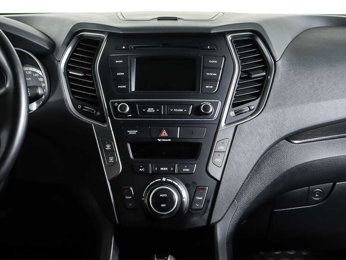 Б/У Хендай Санта Фе 2016 года. Фото: #11