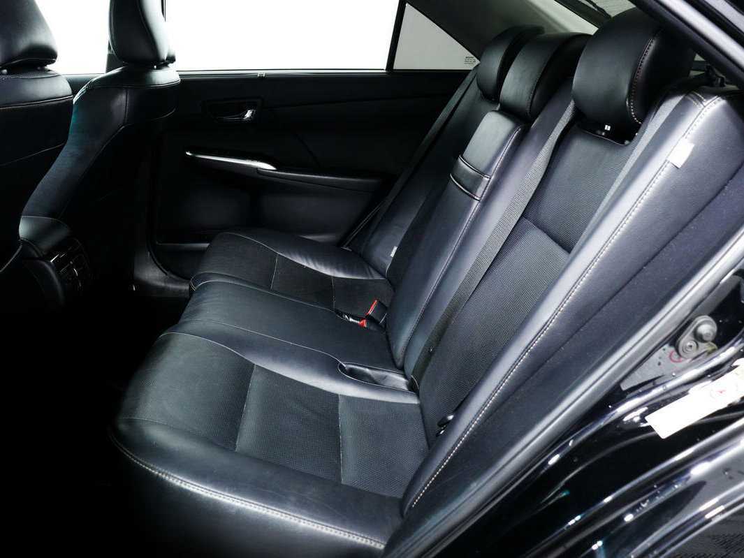 Toyota Camry 2015 года с пробегом. Фото: #11