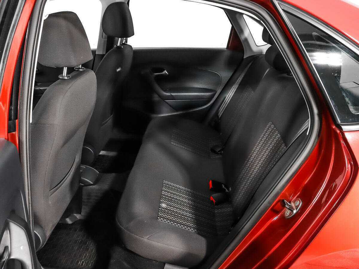 Б/У Фольксваген Поло 2016 года. Фото: #9