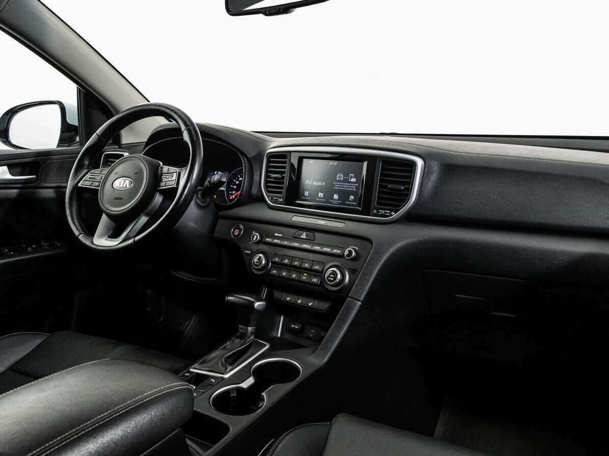 Б/У Киа Спортейдж 2018 года. Фото: #8