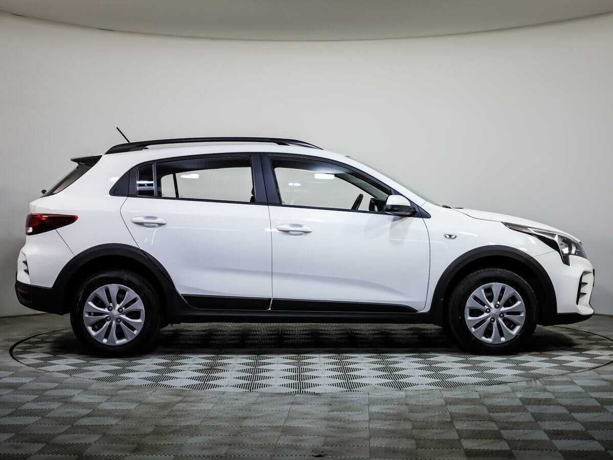 Б/У Киа Рио 2021 года. Фото: #2