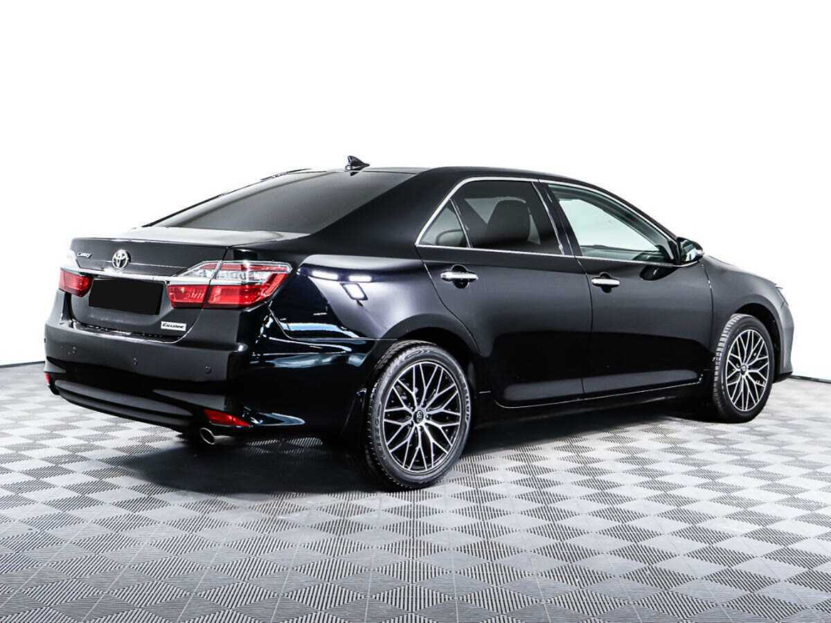 Б/У Тойота Камри 2017 года. Фото: #3