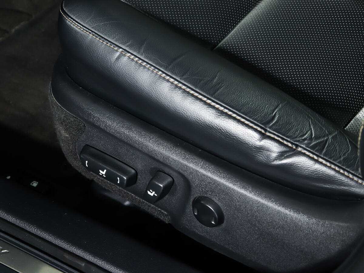 Б/У Тойота Камри 2017 года. Фото: #17