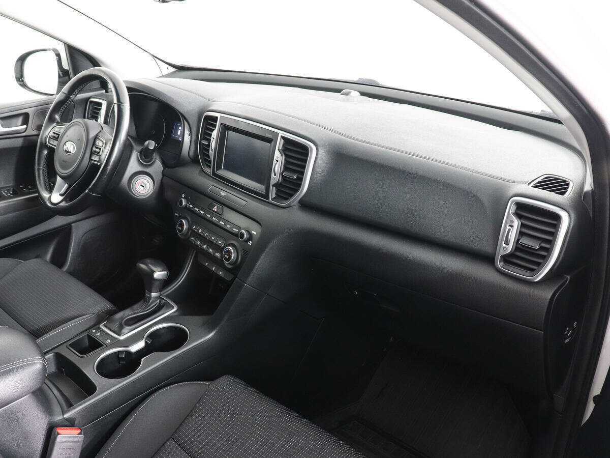 Б/У Киа Спортейдж 2018 года. Фото: #9