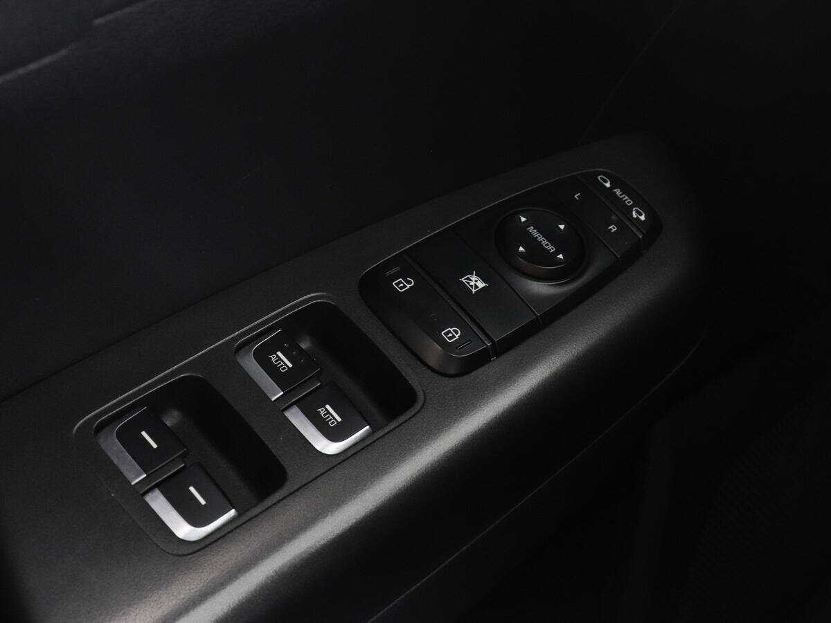 Б/У Киа Спортейдж 2018 года. Фото: #14