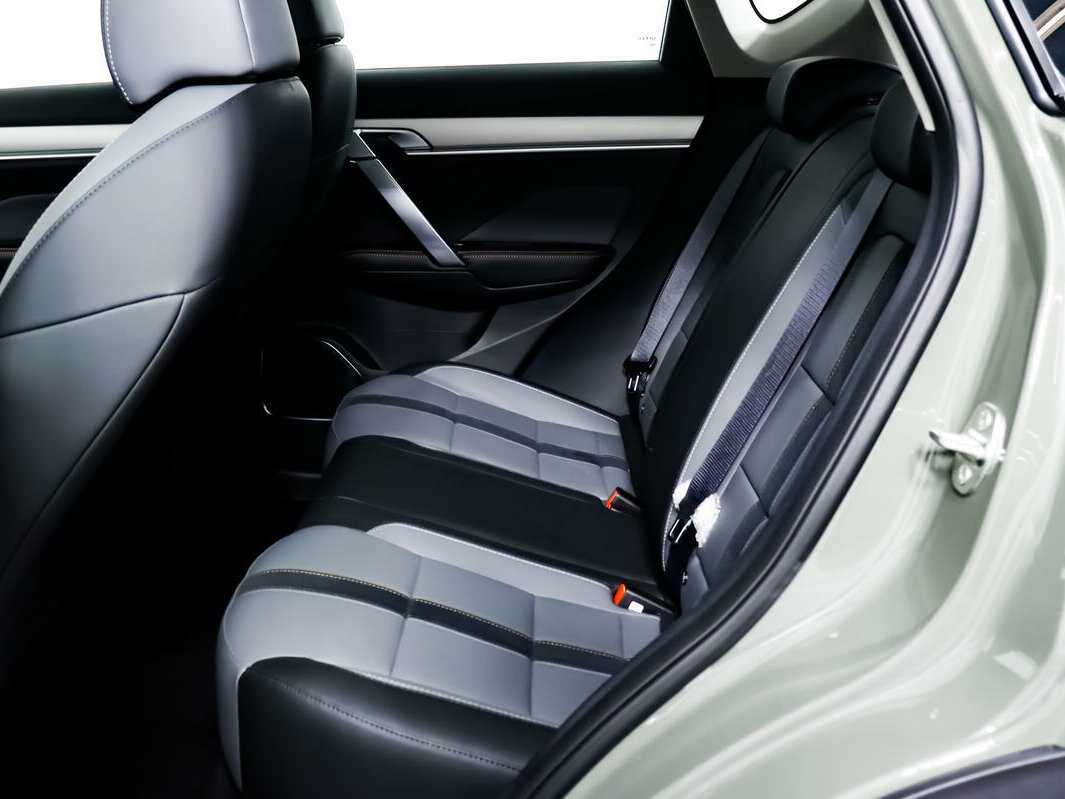 Geely Coolray 2023 года с пробегом. Фото: #10