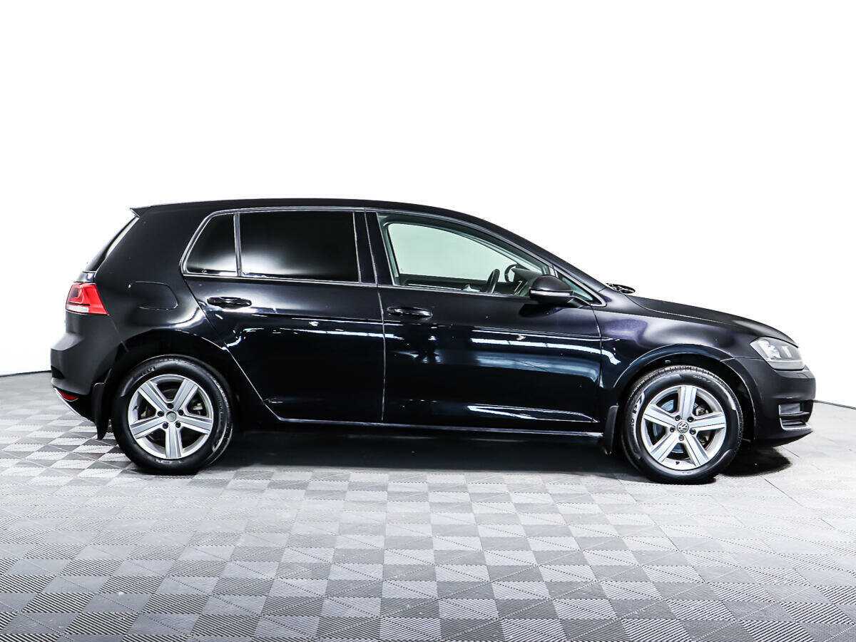 Б/У Фольксваген Гольф 2013 года. Фото: #2