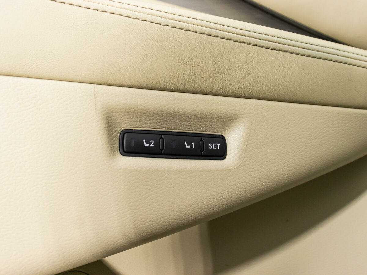 Б/У Ниссан Мурано 2017 года. Фото: #21