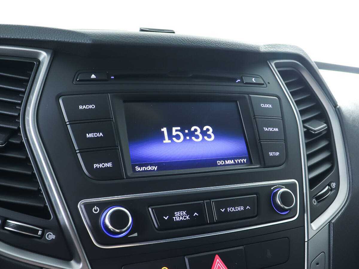 Б/У Хендай Санта Фе 2016 года. Фото: #13