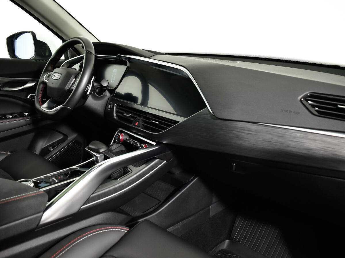 Geely Tugella 2021 года с пробегом. Фото: #8