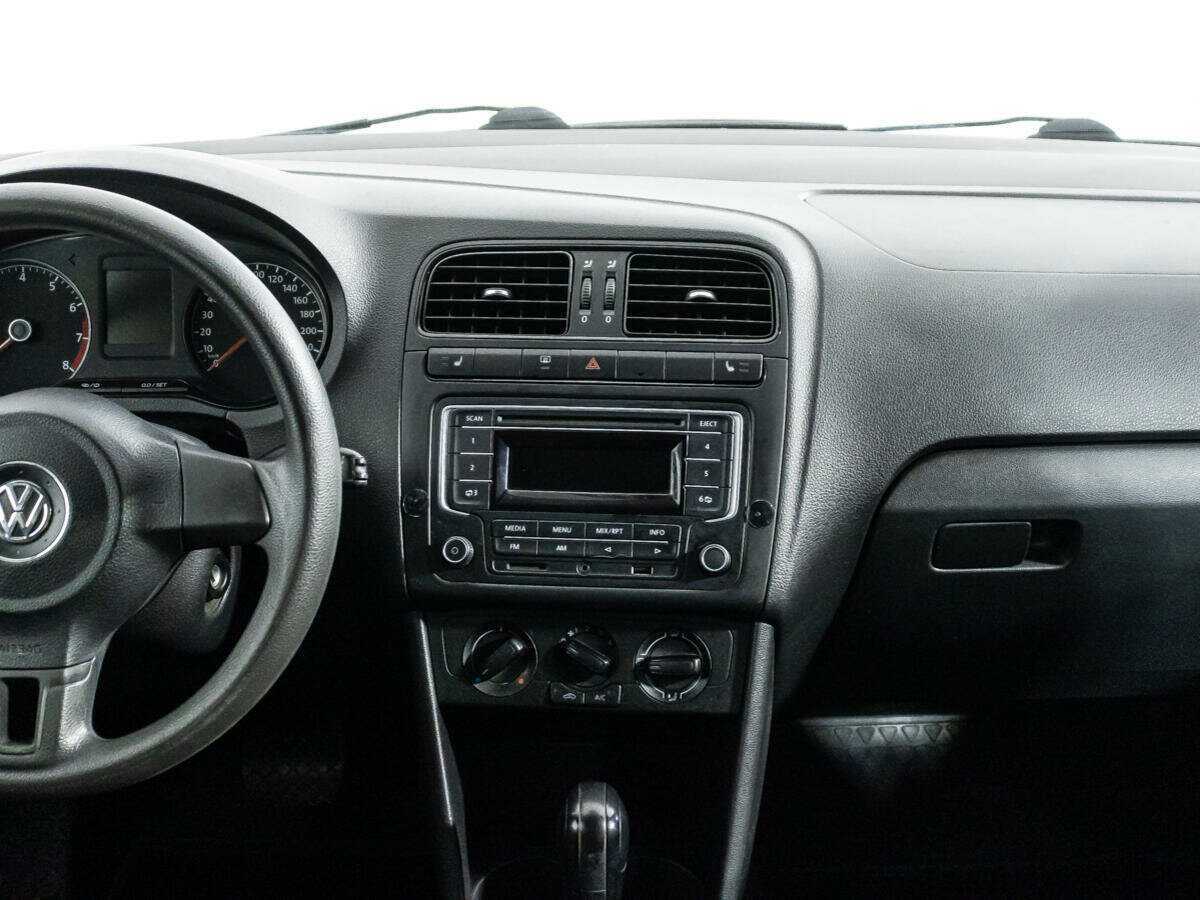 Б/У Фольксваген Поло 2014 года. Фото: #13