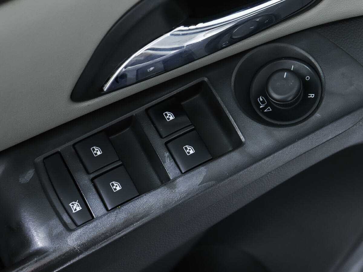 Б/У Шевроле Круз 2013 года. Фото: #10