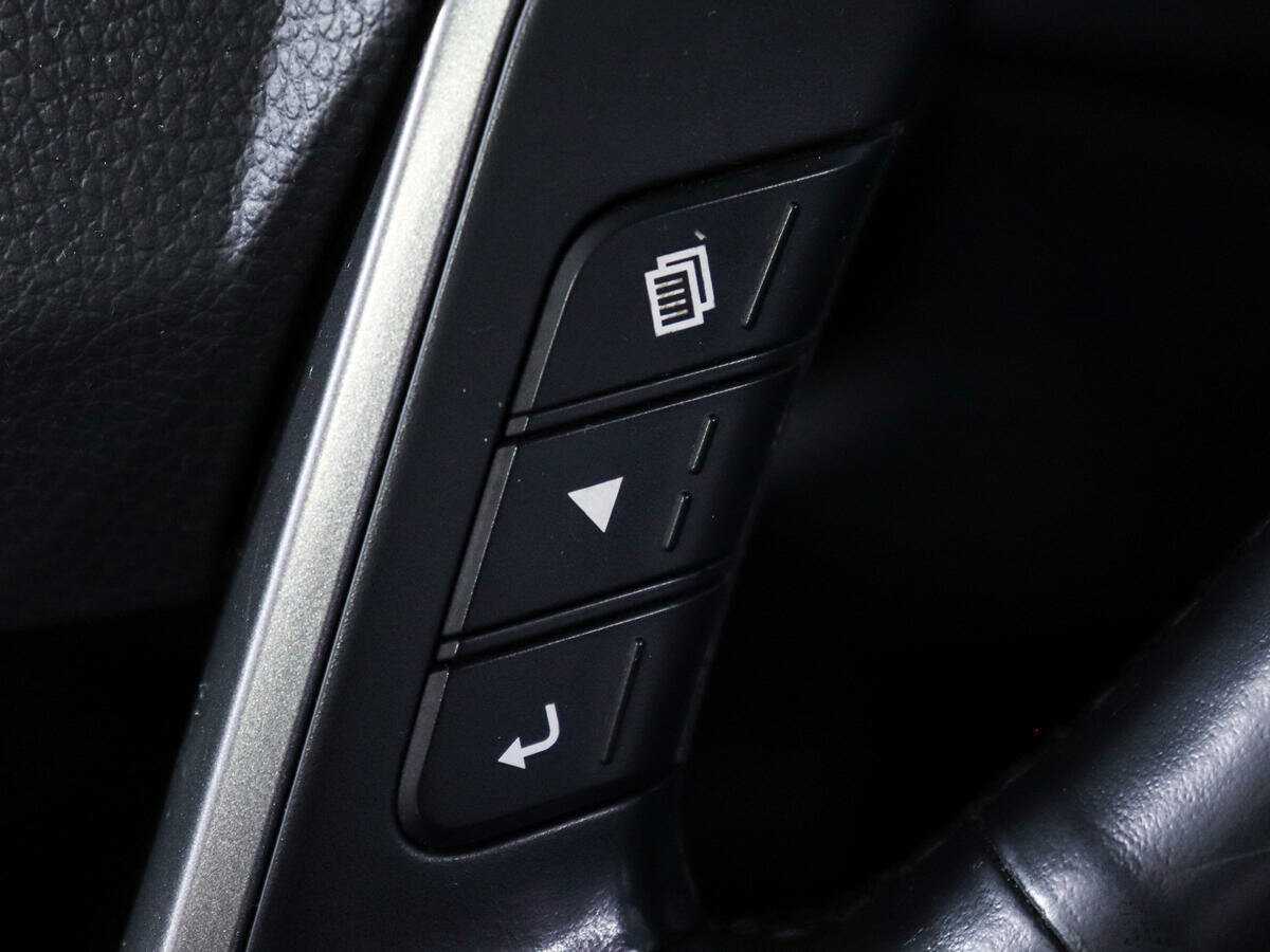 Б/У Хендай Санта Фе 2015 года. Фото: #19