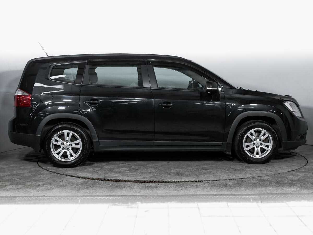 Б/У Шевроле Орландо 2014 года. Фото: #3