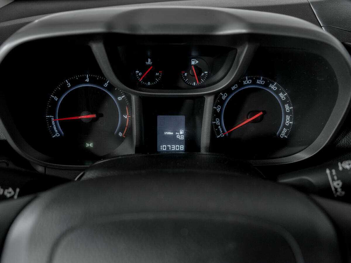 Б/У Шевроле Орландо 2014 года. Фото: #10