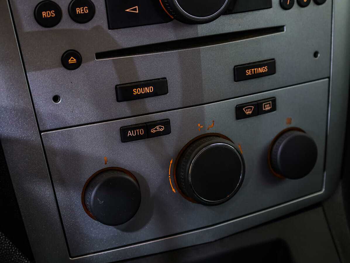 Б/У Опель Зафира 2012 года. Фото: #13