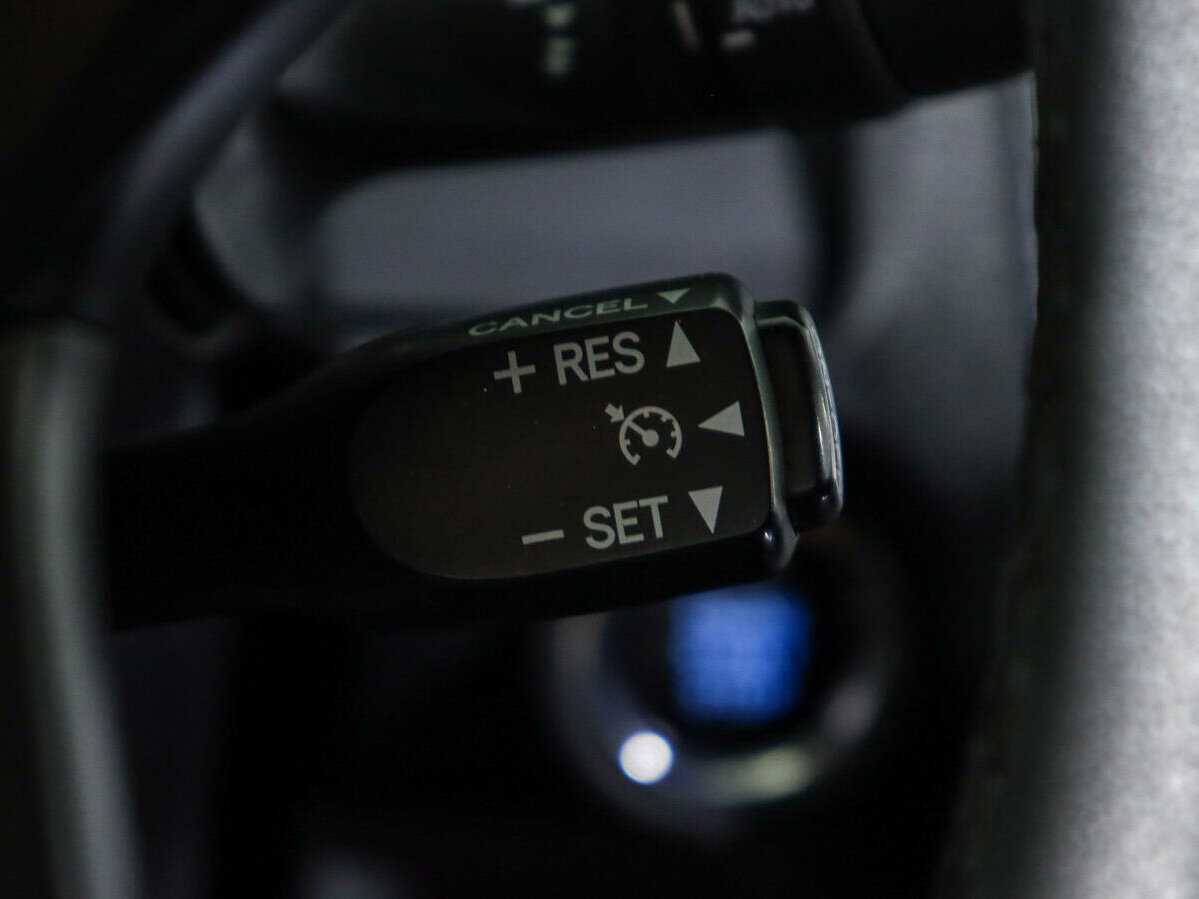 Б/У Тойота Камри 2016 года. Фото: #20