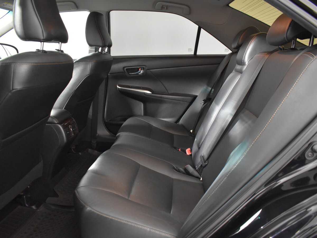 Б/У Тойота Камри 2017 года. Фото: #6