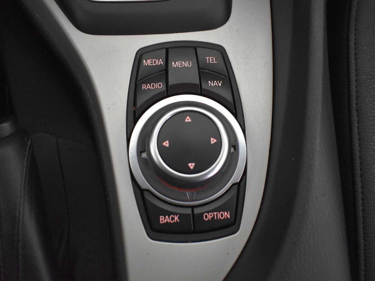 Б/У БМВ Икс1 2014 года. Фото: #13