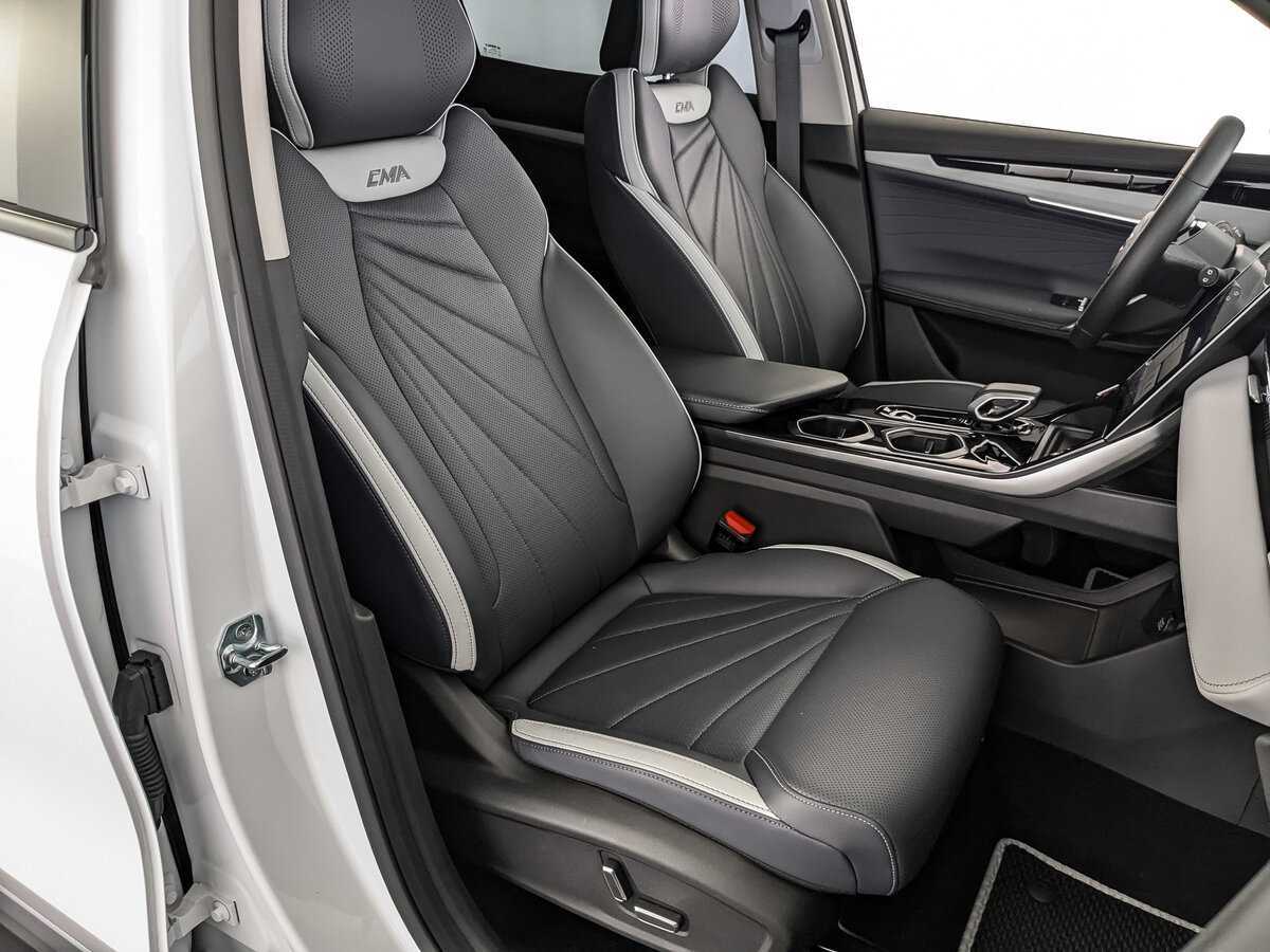 Geely Atlas 2024 года с пробегом. Фото: #17