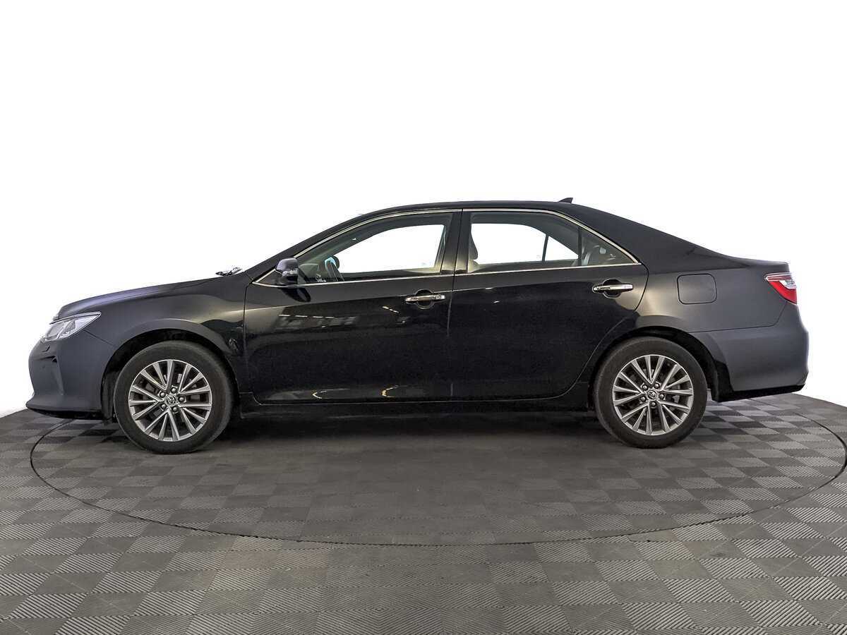 Б/У Тойота Камри 2017 года. Фото: #7