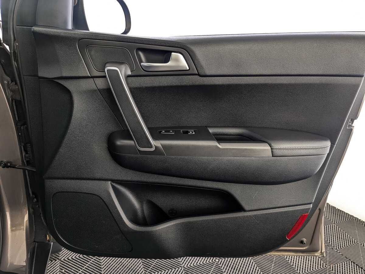 Б/У Киа Спортейдж 2020 года. Фото: #20