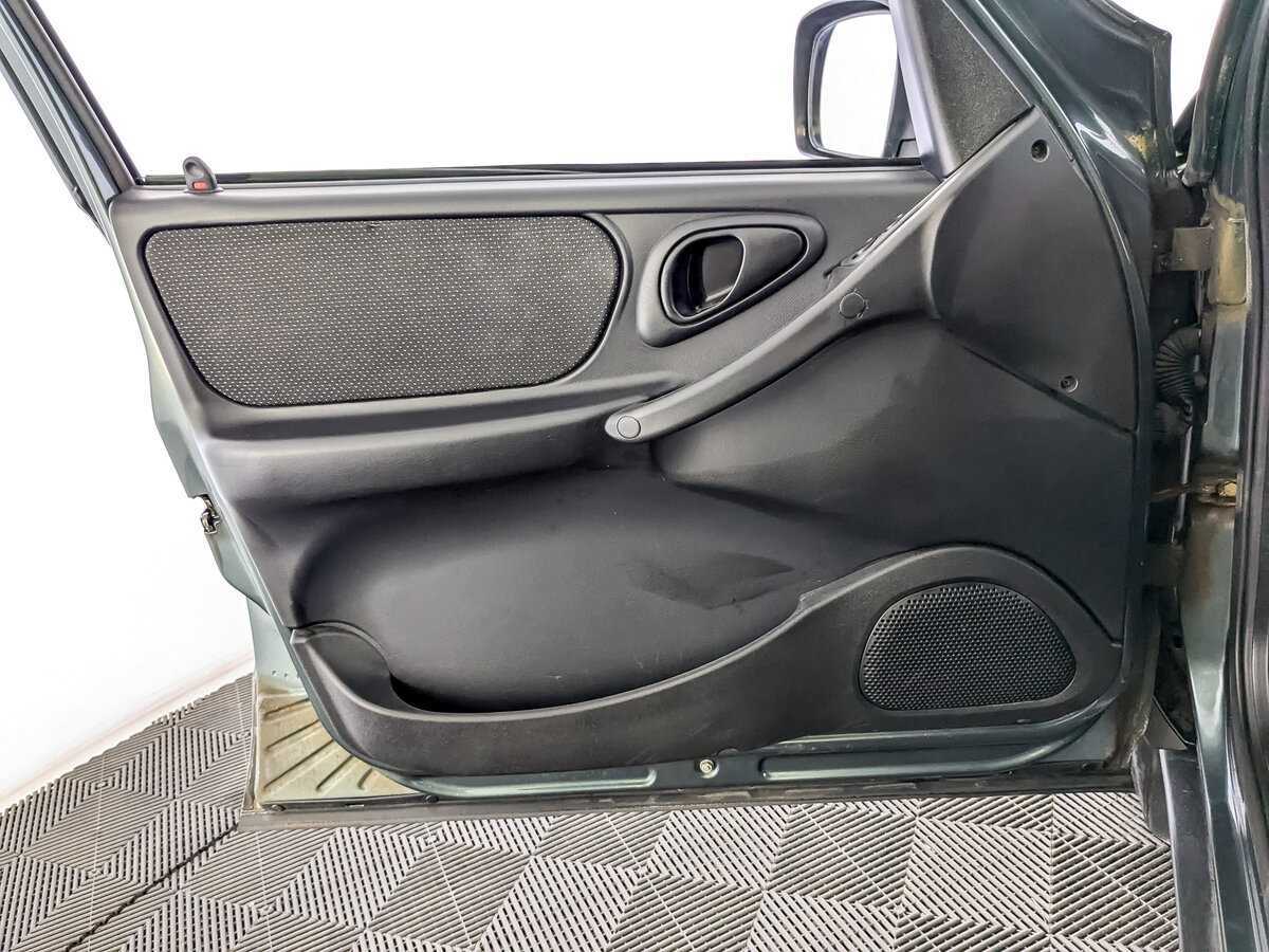 Б/У Шевроле Нива 2017 года. Фото: #14