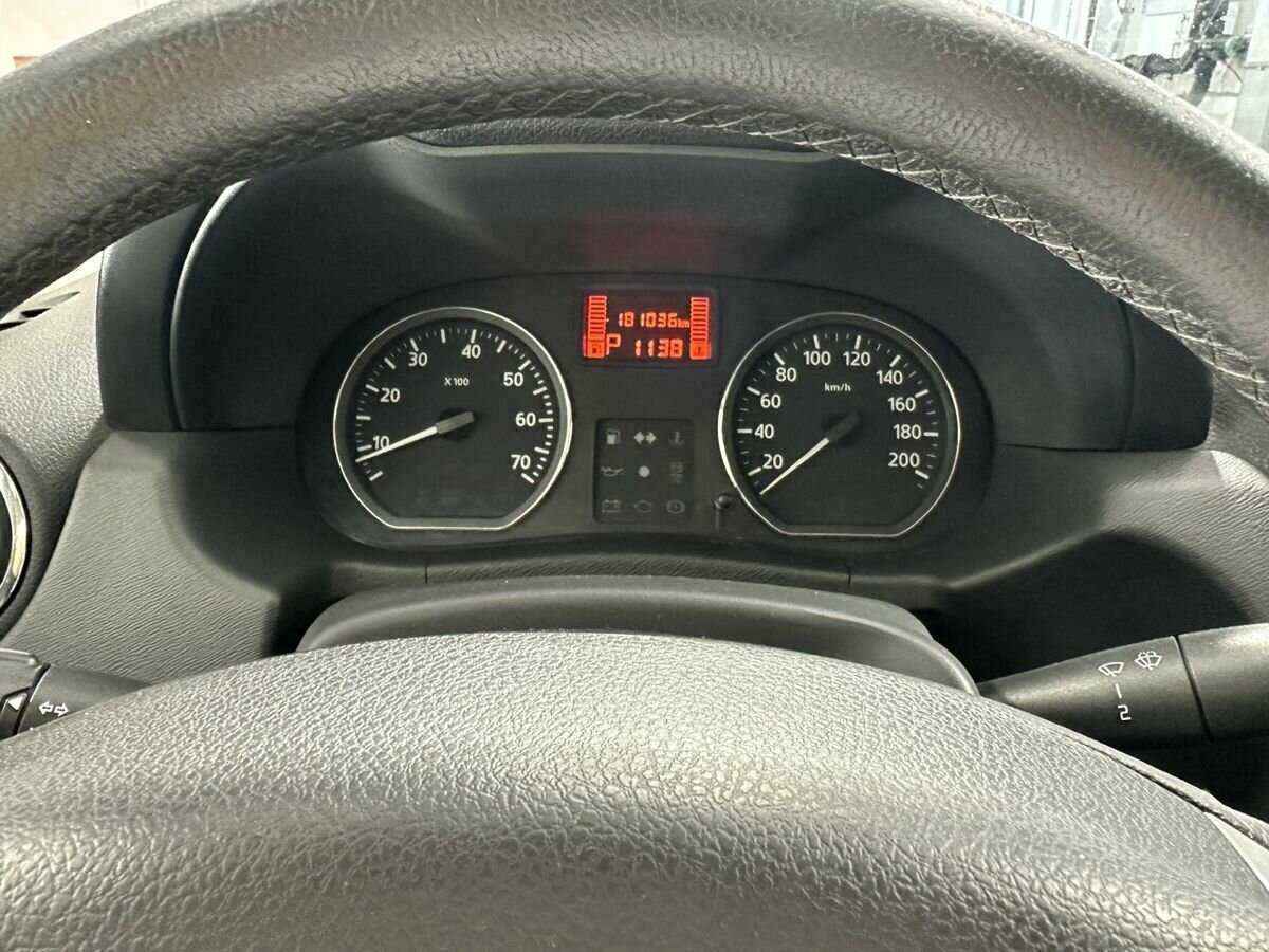 Б/У Ниссан Террано 2015 года. Фото: #10