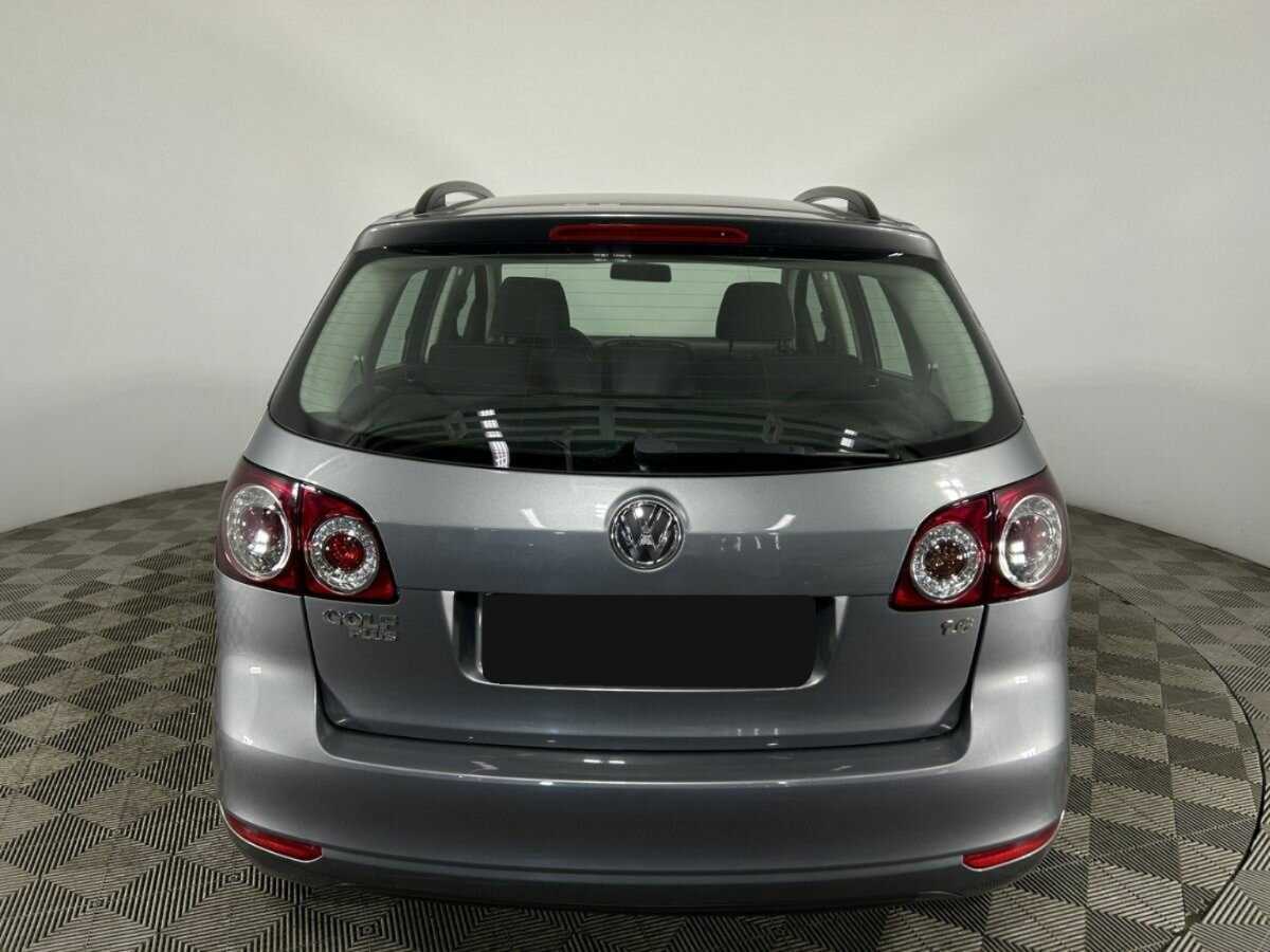 Б/У Фольксваген Гольф Плюс 2012 года. Фото: #2