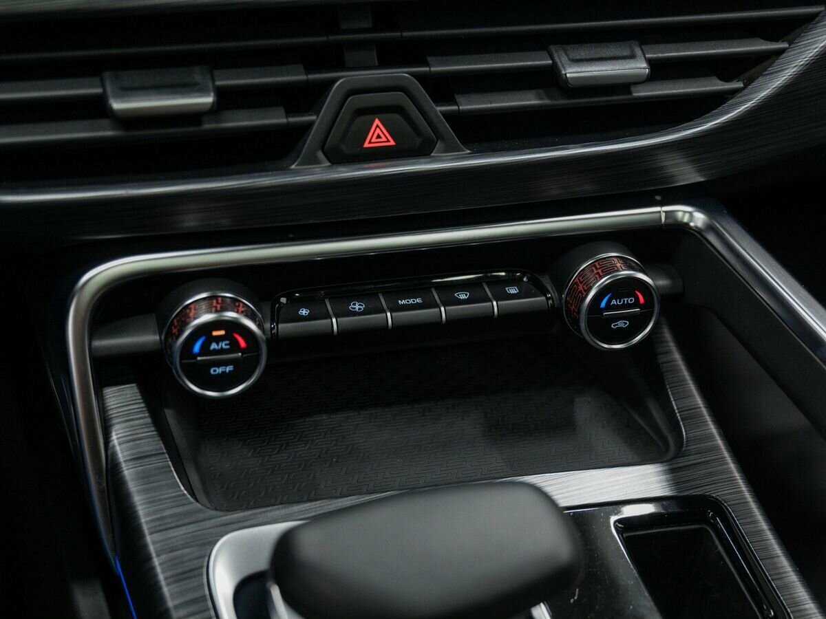 Geely Tugella 2021 года с пробегом. Фото: #19