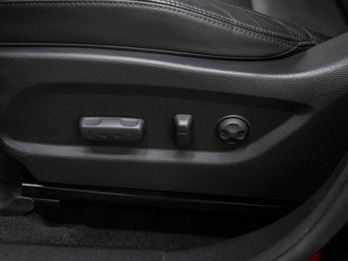 Б/У Хендай Санта Фе 2017 года. Фото: #16