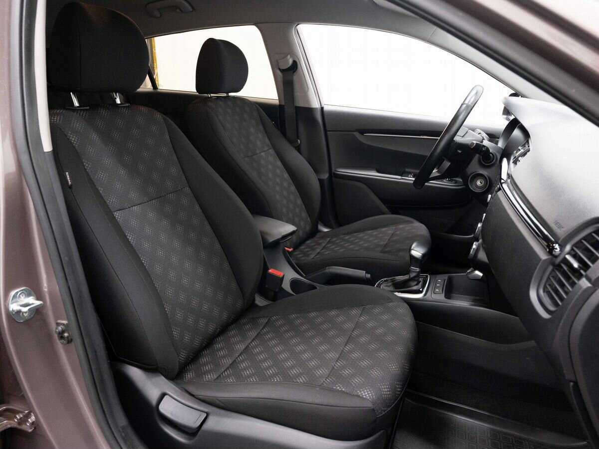 Б/У Киа Рио 2018 года. Фото: #11