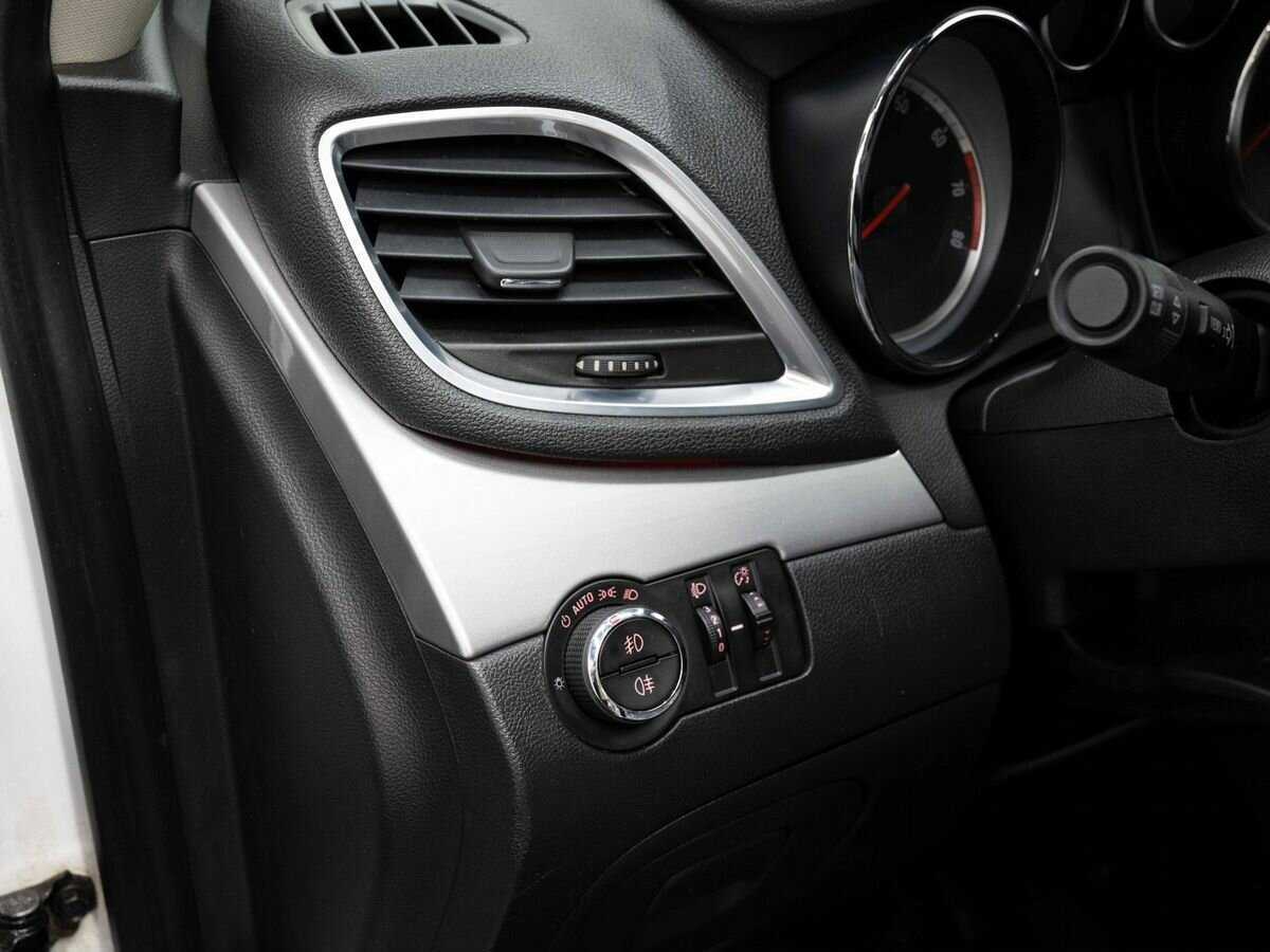 Б/У Опель Мокка 2013 года. Фото: #18