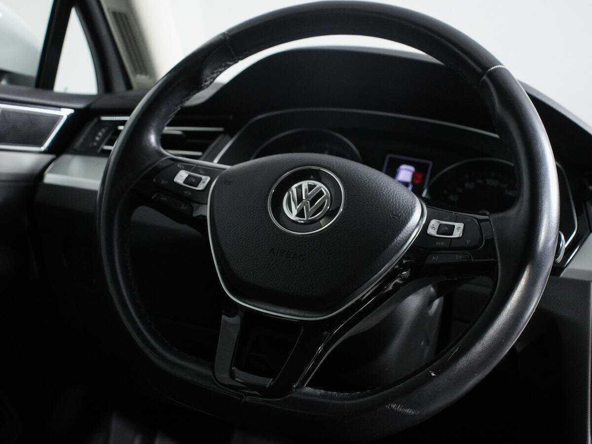 Б/У Фольксваген Пассат 2018 года. Фото: #18