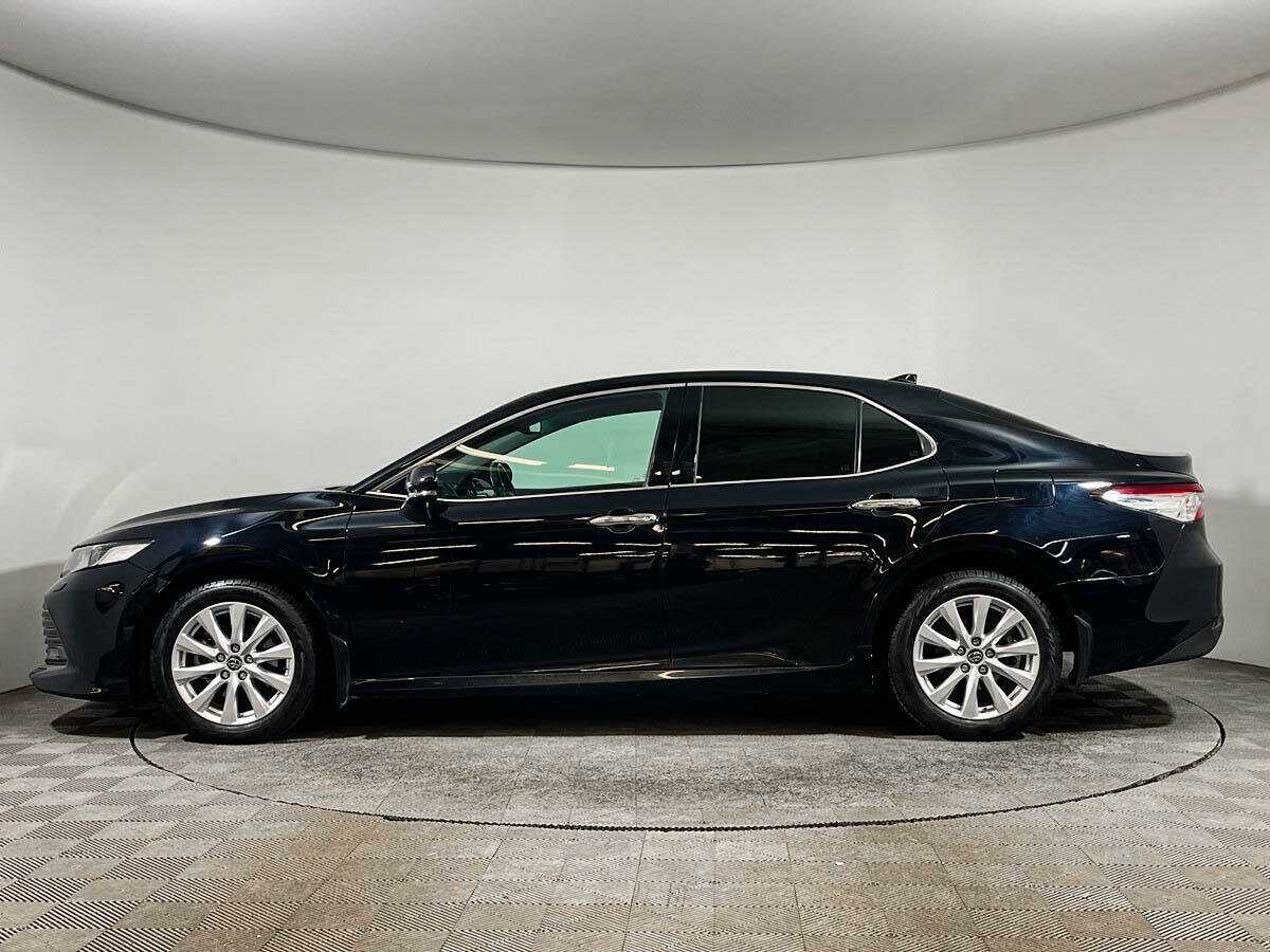 Б/У Тойота Камри 2018 года. Фото: #7