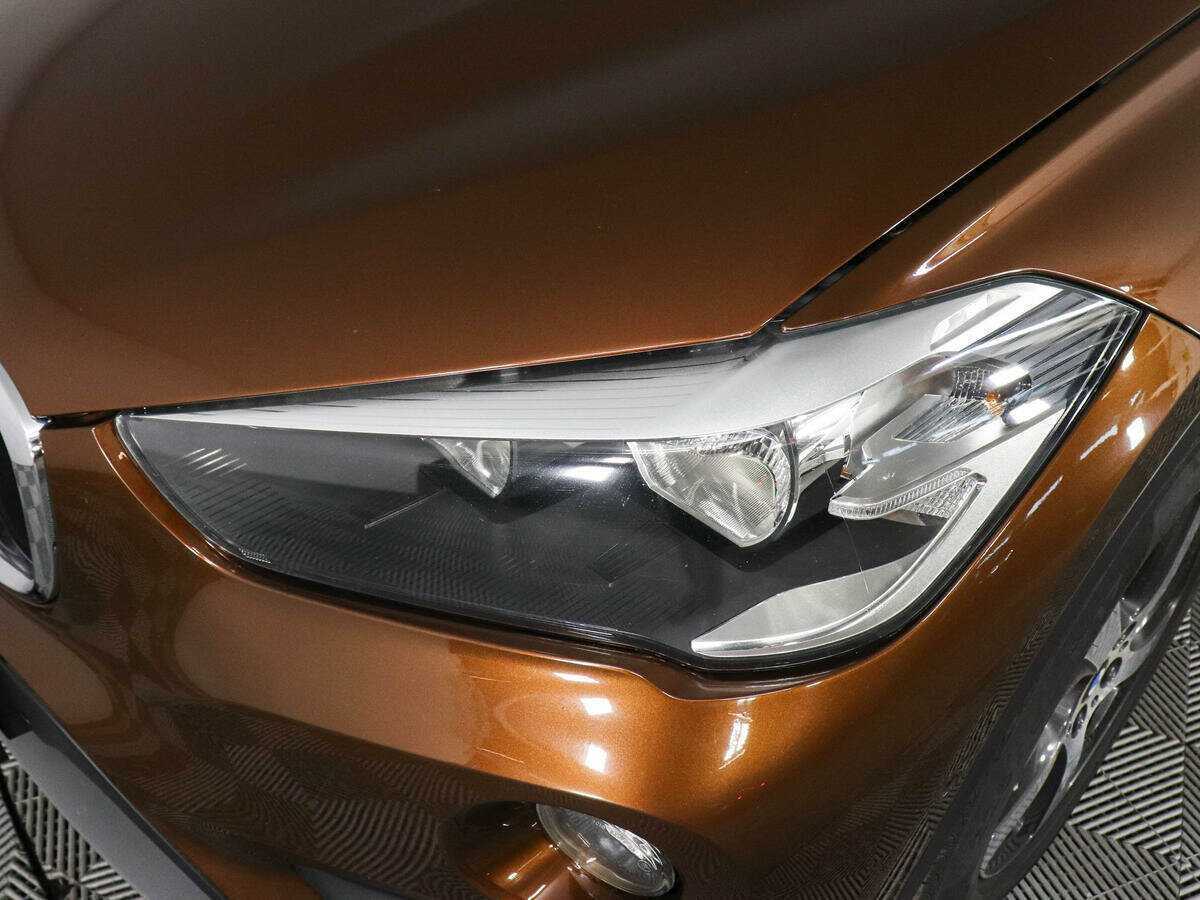 Б/У БМВ Икс1 2016 года. Фото: #6