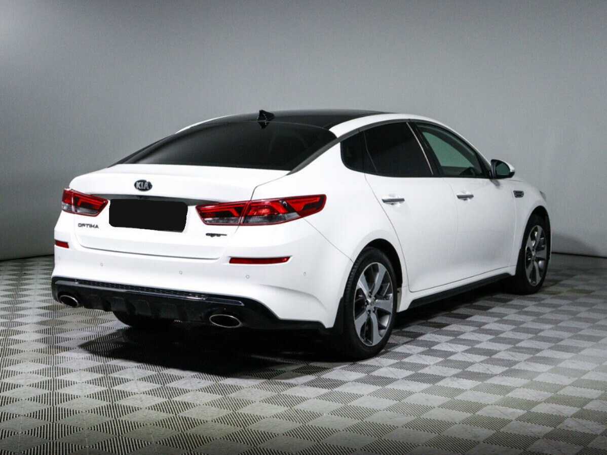 Kia Optima 2018 года с пробегом. Фото: #3