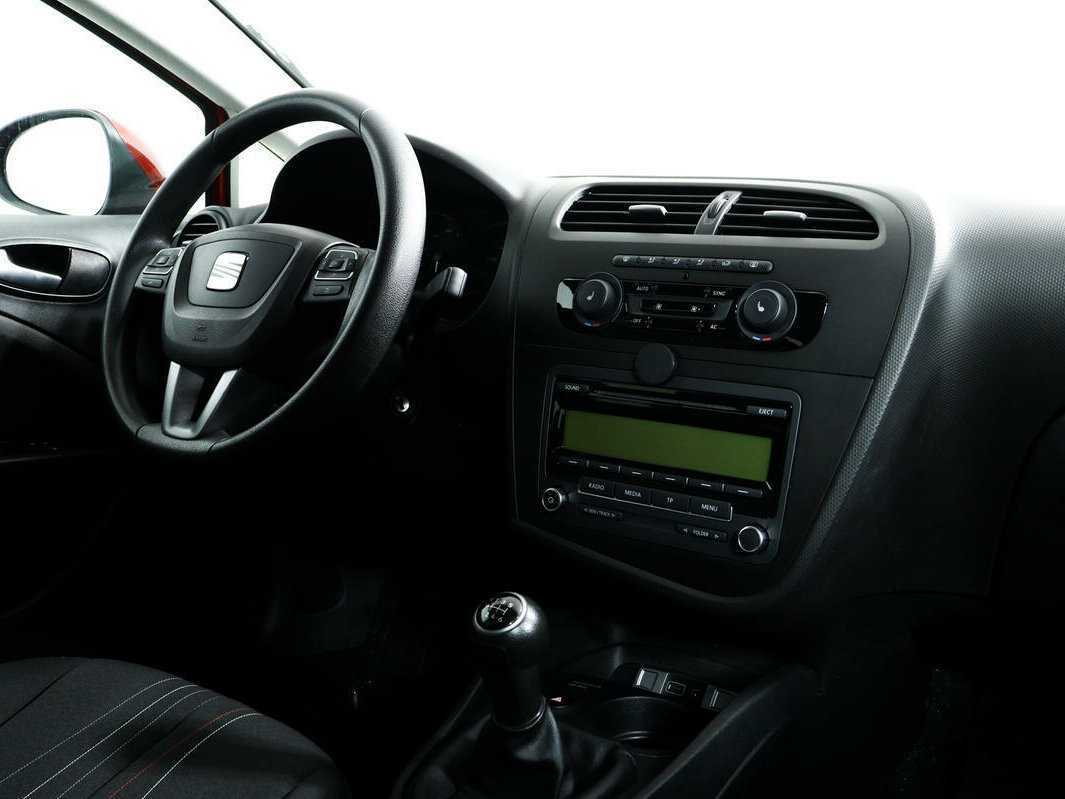 Б/У Сеат Леон 2012 года. Фото: #8